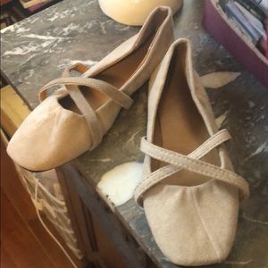 Ballerina flats size 38.